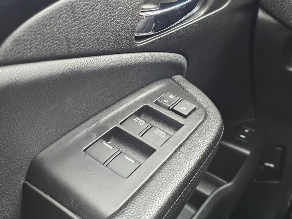 Certified 2017 Honda Pilot Elite image 33