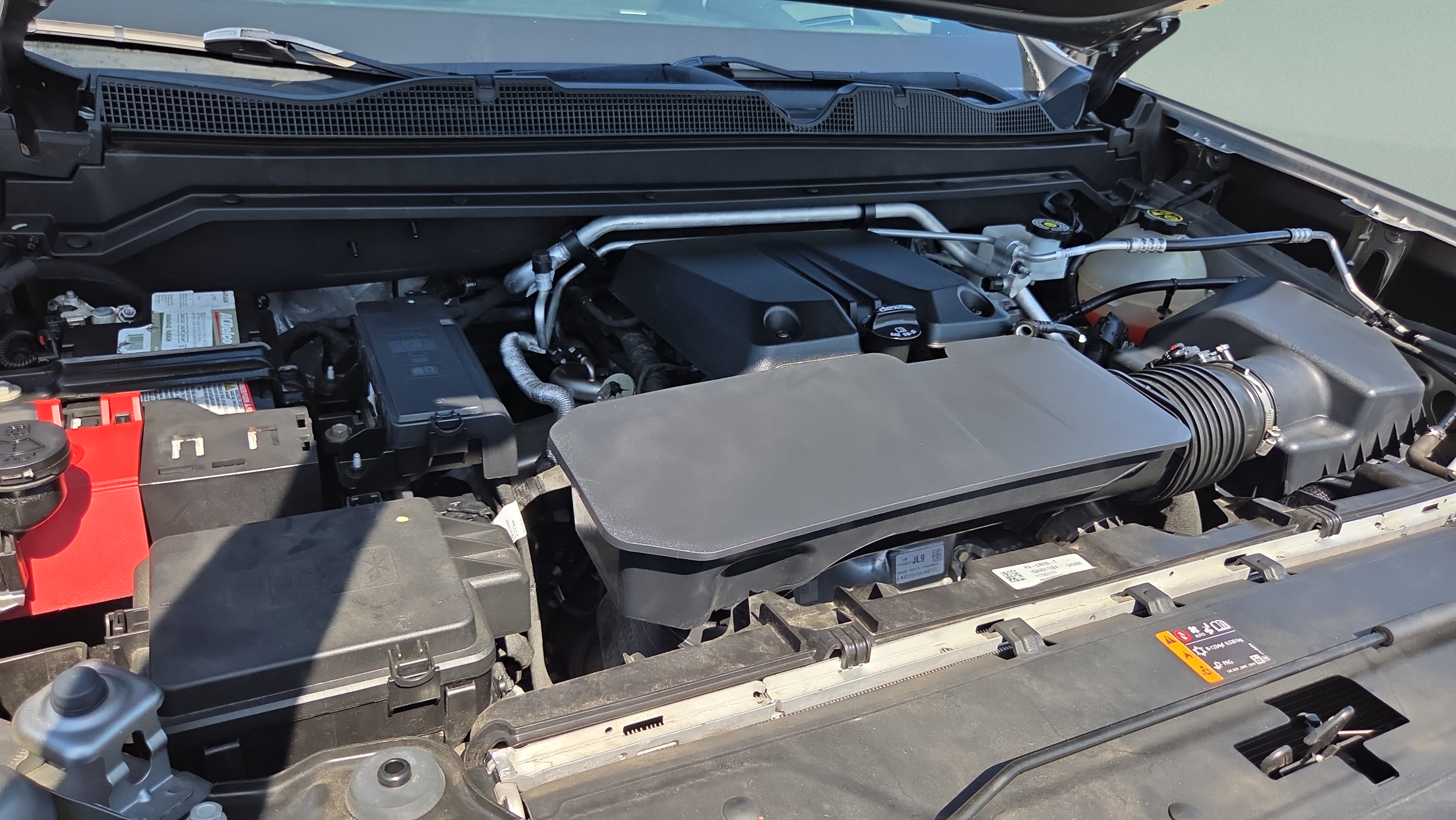 Used 2023 GMC Canyon Denali AWD/4WD image 18