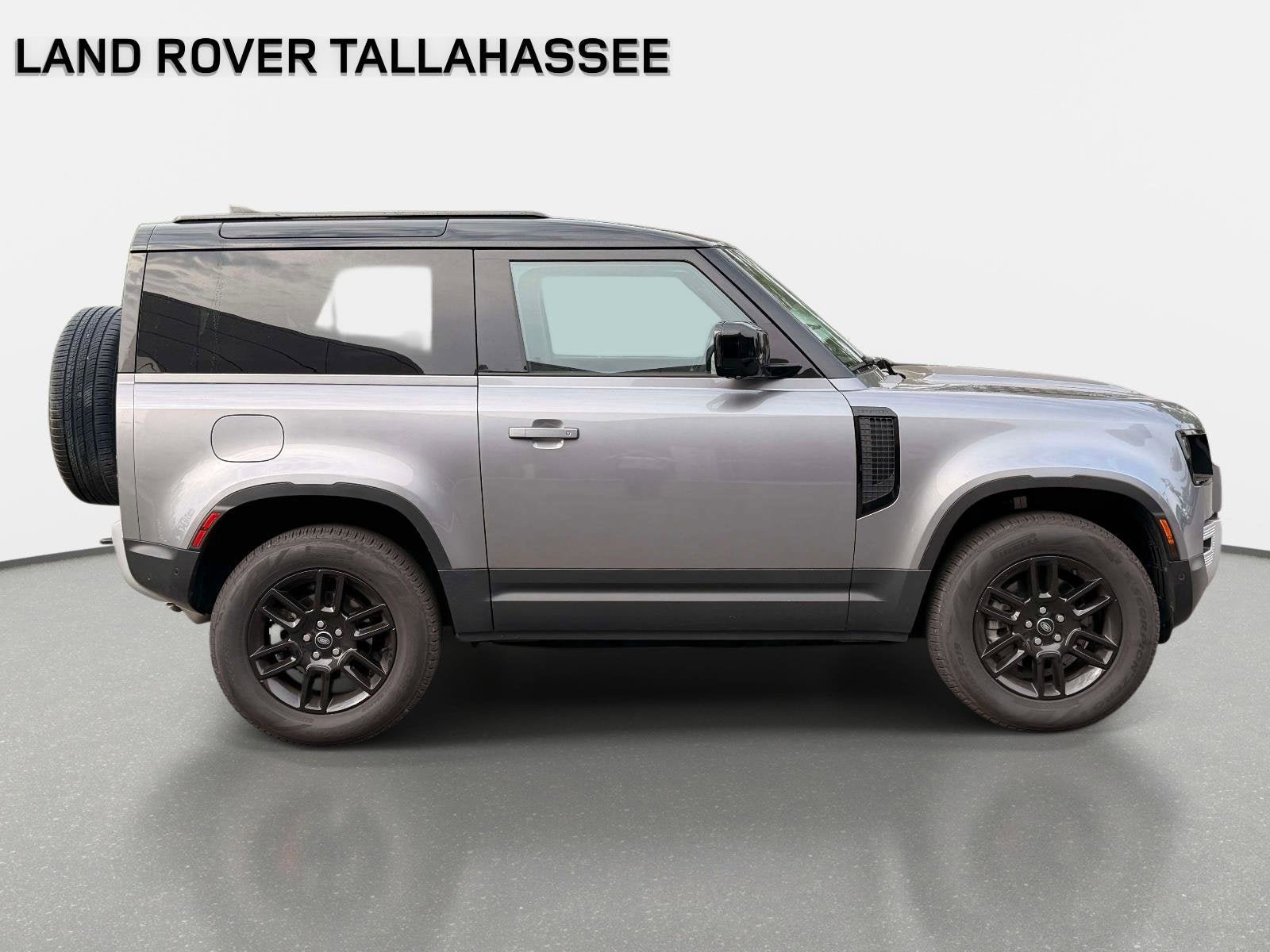 Used 2024 Land Rover Defender 90 S AWD/4WD image 4