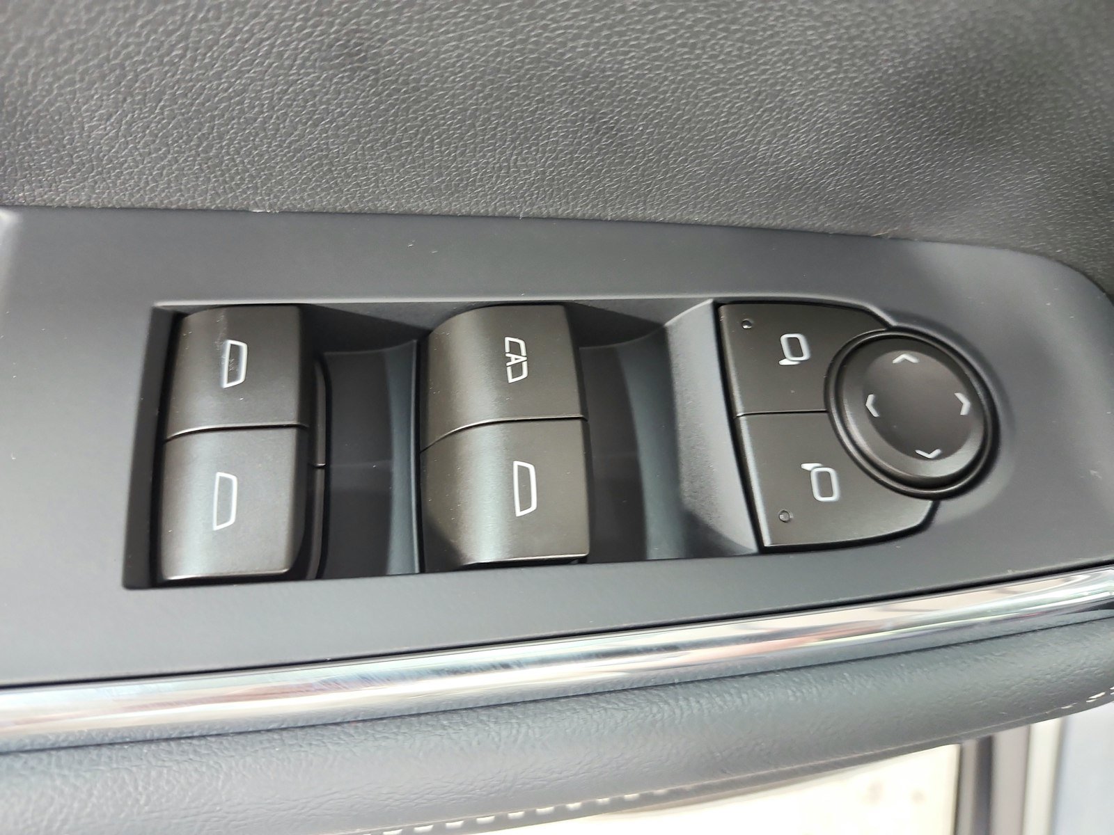 New 2027 GMC Acadia Elevation w/ Elevation Premium Package FWD image 33