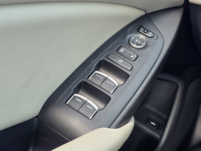 Used 2019 Honda Accord LX image 14