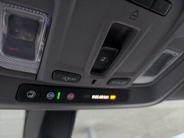 Used 2020 Chevrolet Silverado 1500 LT w/ All-Star Edition image 14