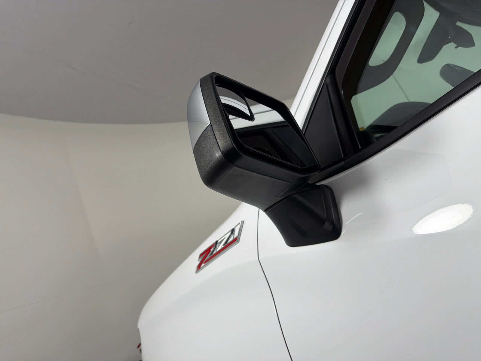 Used 2020 Chevrolet Silverado 1500 LT w/ All-Star Edition AWD/4WD image 13