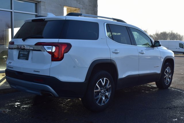 Used 2023 GMC Acadia SLT image 11