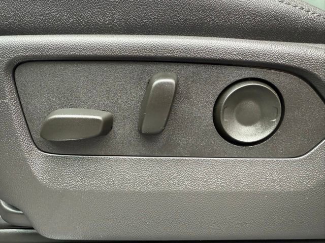 Used 2025 GMC Sierra 1500 Elevation w/ Elevation Premium Package image 29