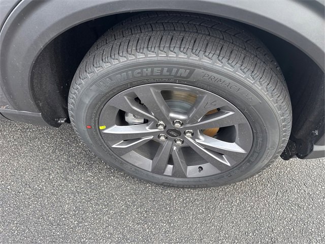 New 2026 Ford Explorer Active w/ Active Comfort Package image 12