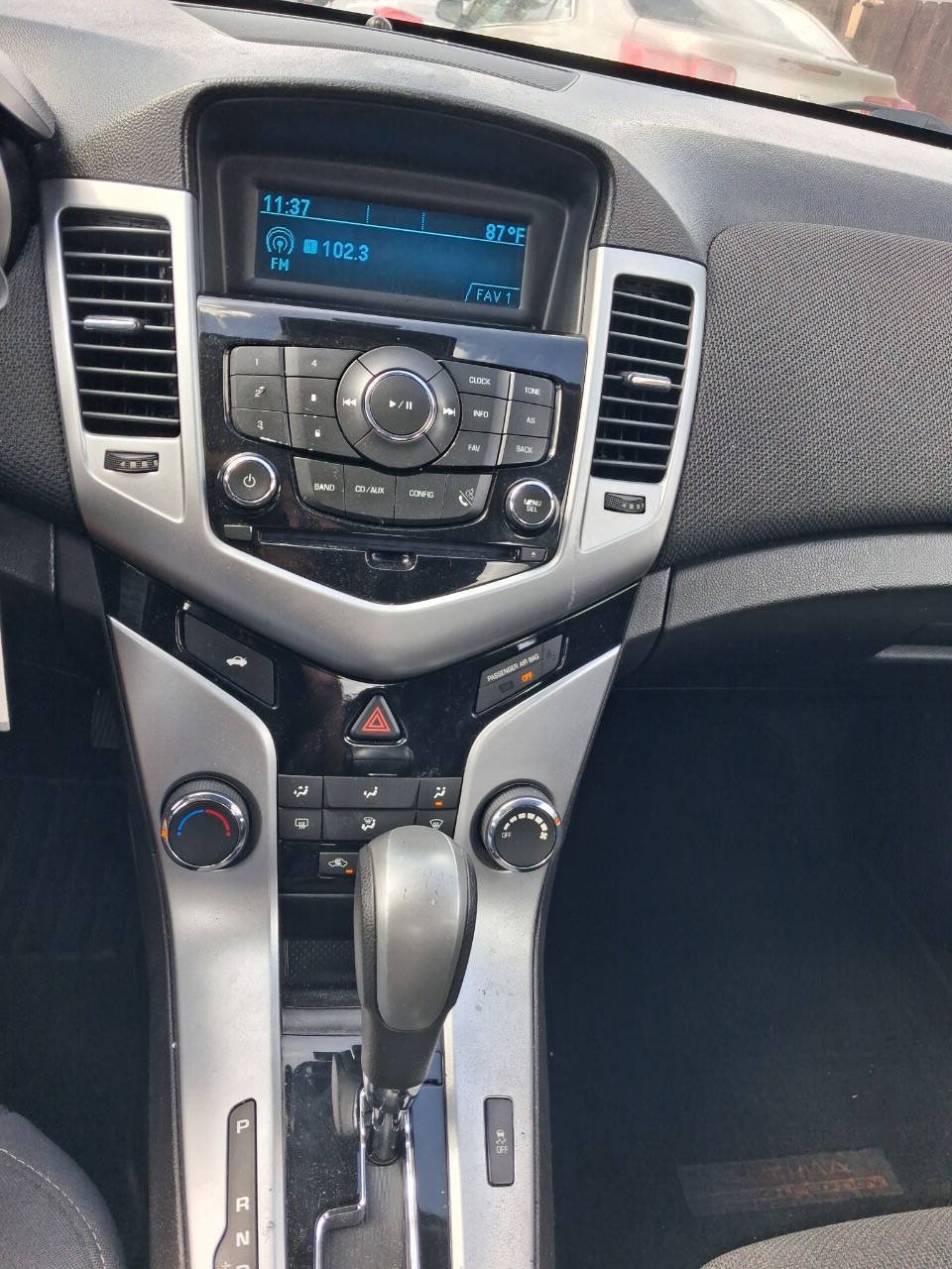 Used 2016 Chevrolet Cruze LT FWD image 13