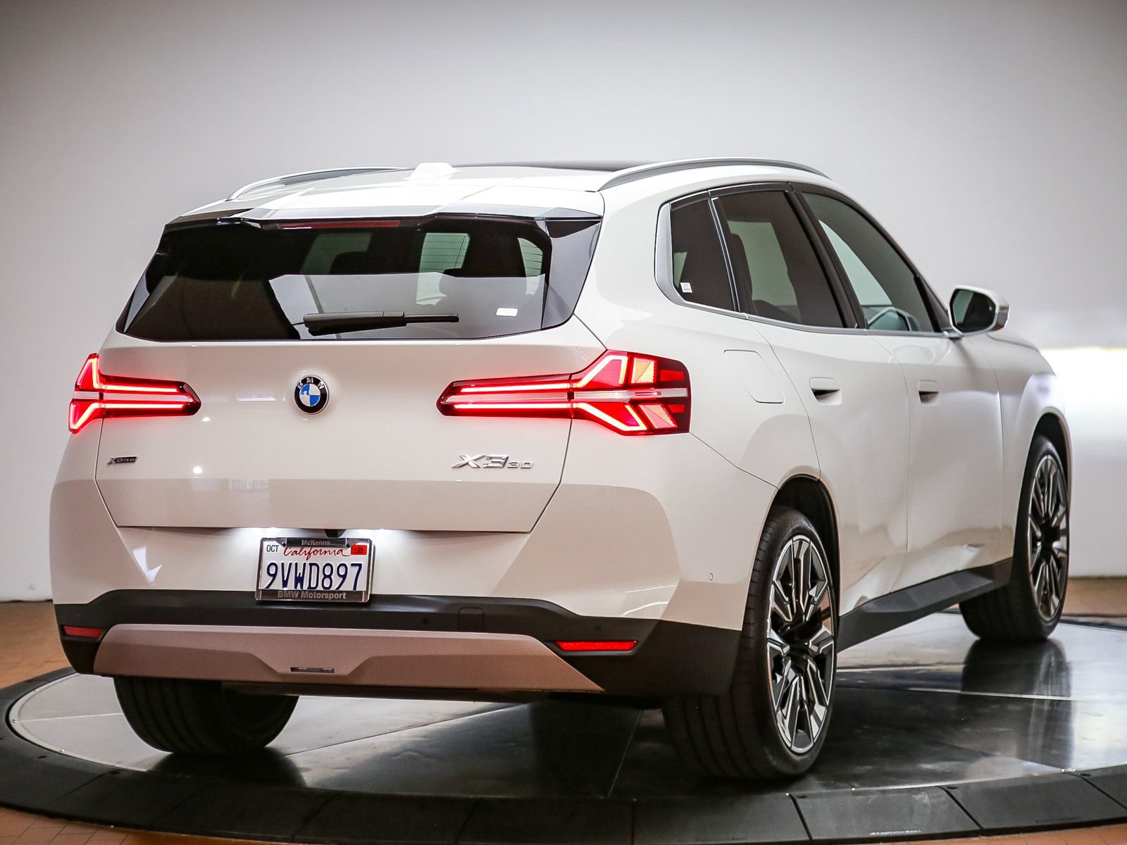 Used 2026 BMW X3 xDrive30i w/ Convenience Package AWD/4WD image 5