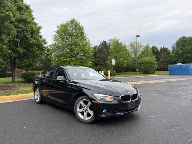 Used 2015 BMW 328i xDrive Sedan AWD/4WD image 2