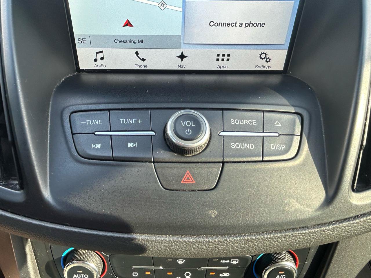 Used 2017 Ford Escape SE w/ Equipment Group 201A FWD image 23