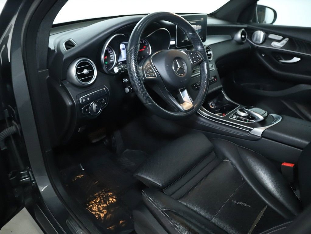 Used 2018 Mercedes-Benz GLC 300 4MATIC image 18