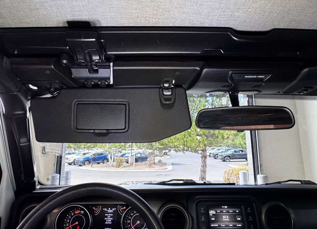 Used 2018 Jeep Wrangler Sport AWD/4WD image 37