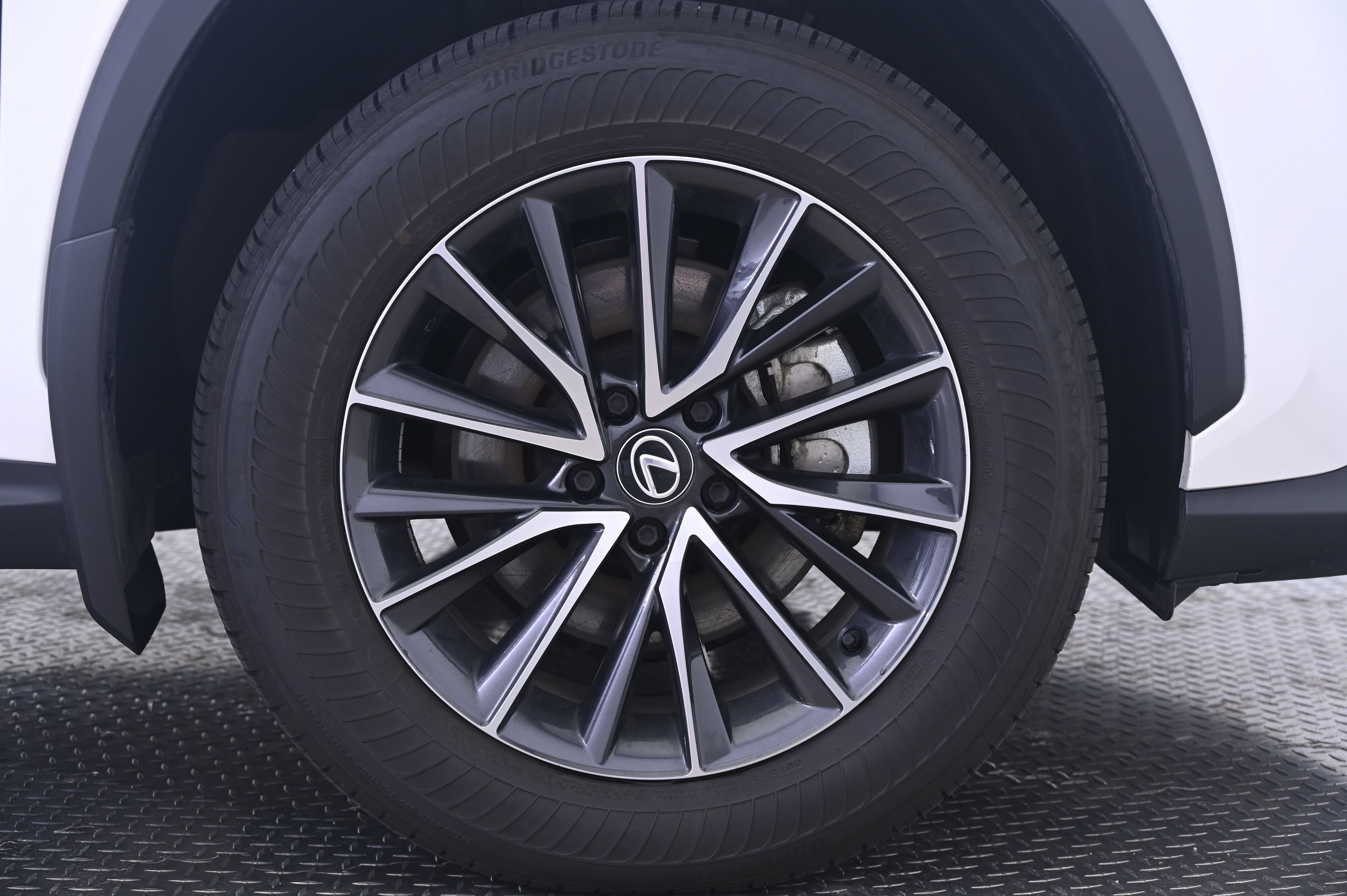 Used 2024 Lexus NX 350h AWD image 14