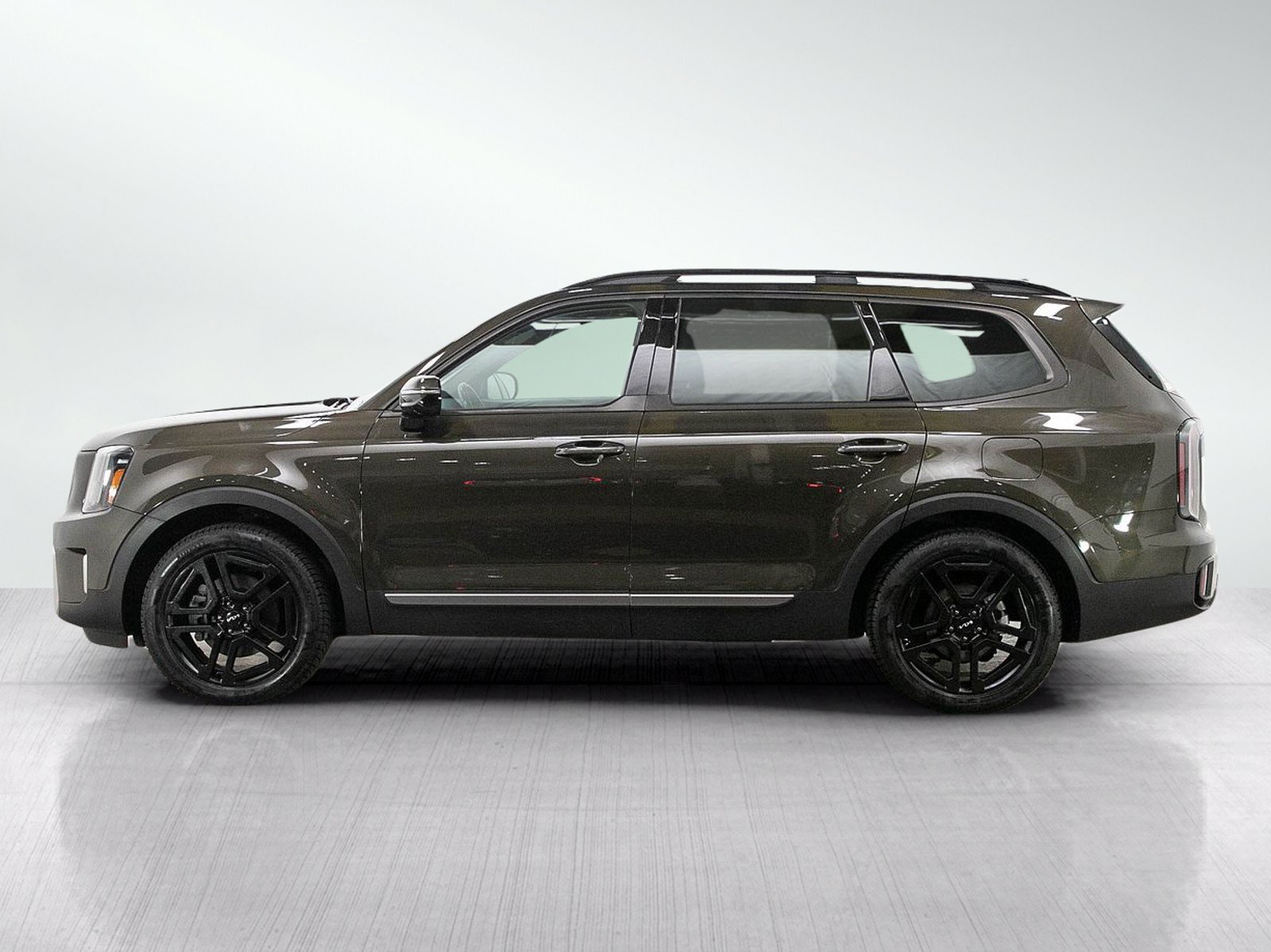Used 2023 Kia Telluride SX X-Line AWD/4WD image 2