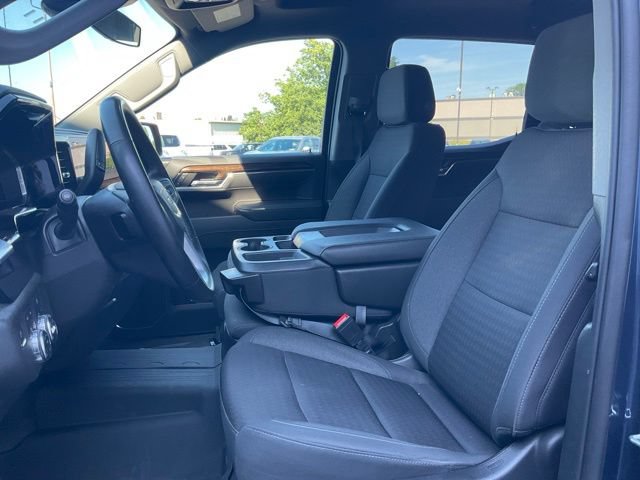 Used 2023 GMC Sierra 1500 SLE AWD/4WD image 2