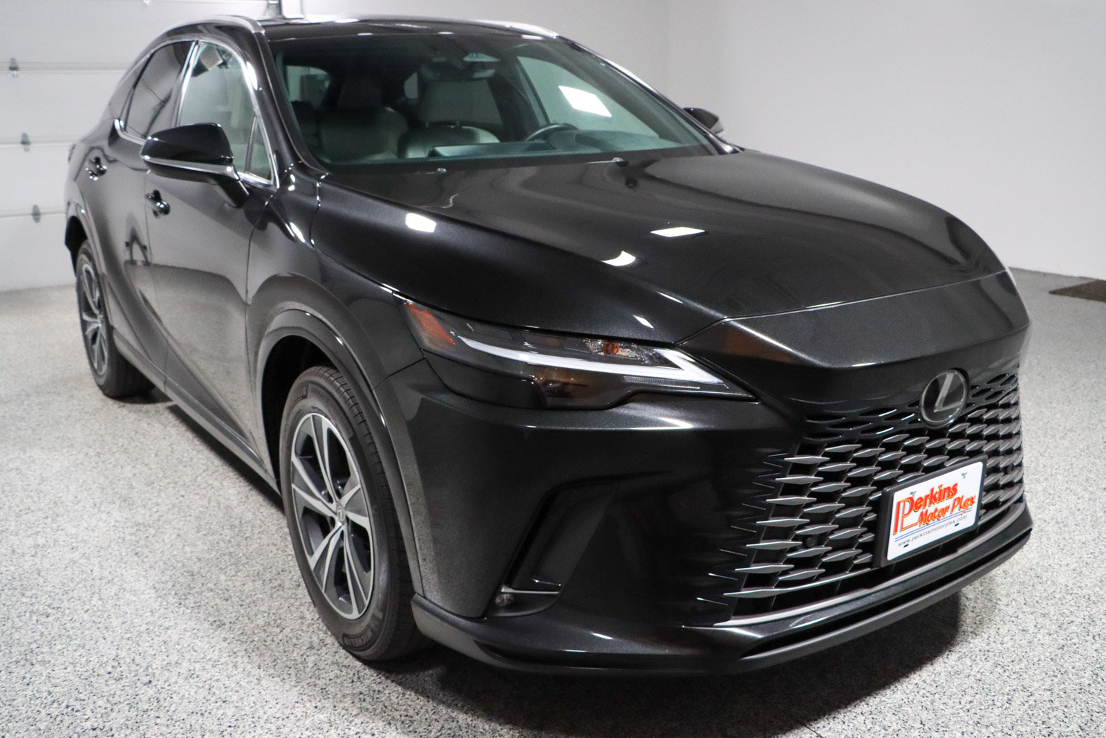 Used 2023 Lexus RX 350 Premium w/ Accessory Package (Z1) AWD/4WD image 5