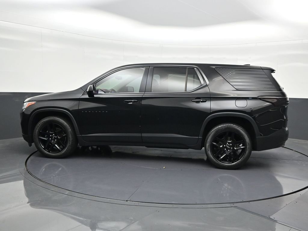 Used 2019 Chevrolet Traverse LS w/ LPO, Blackout Package FWD image 2