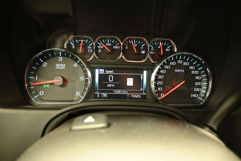 Used 2020 GMC Yukon XL SLT w/ Open Road Package AWD/4WD image 17