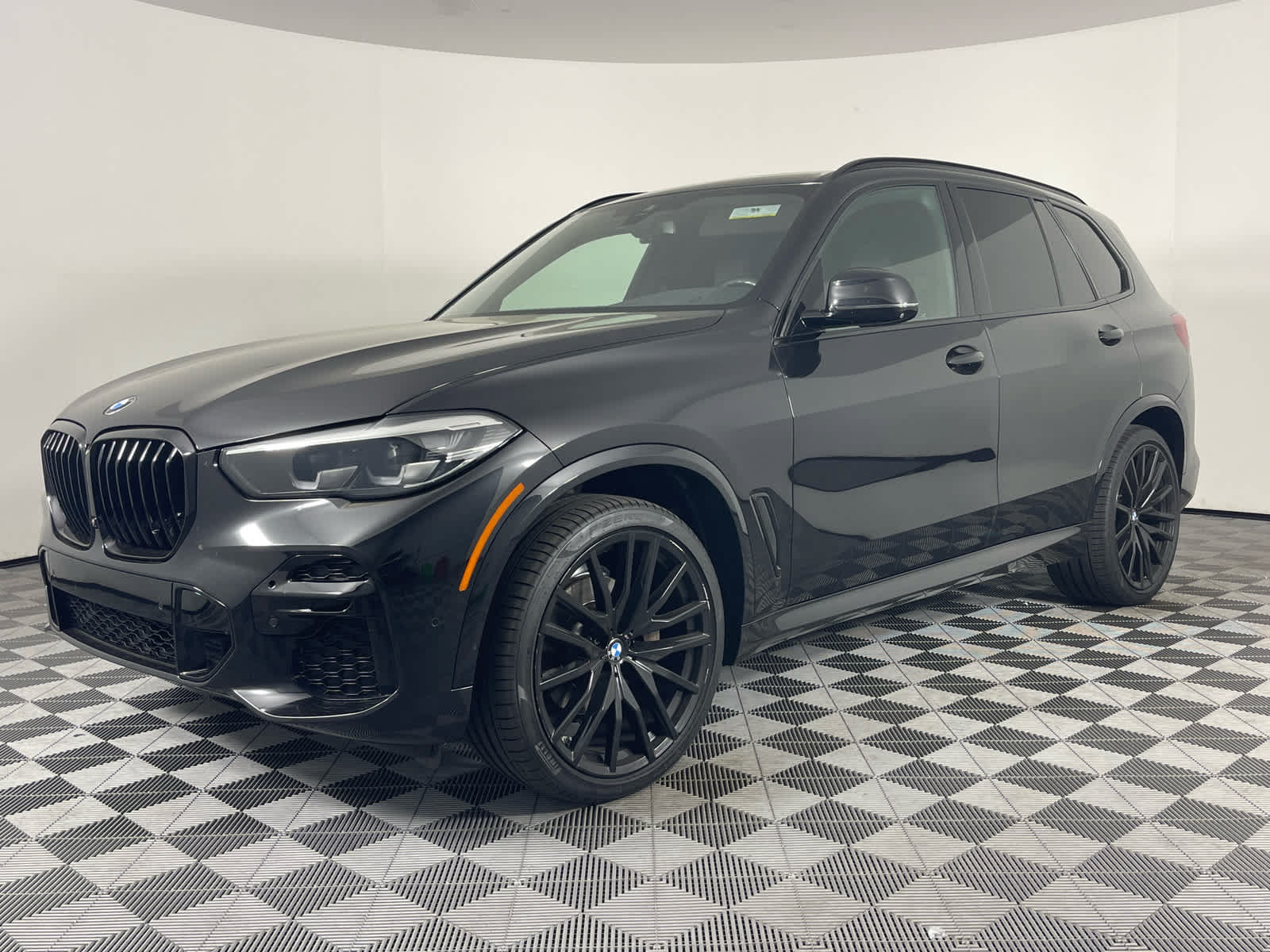 Used 2023 BMW X5 sDrive40i w/ M Sport Package RWD image 7
