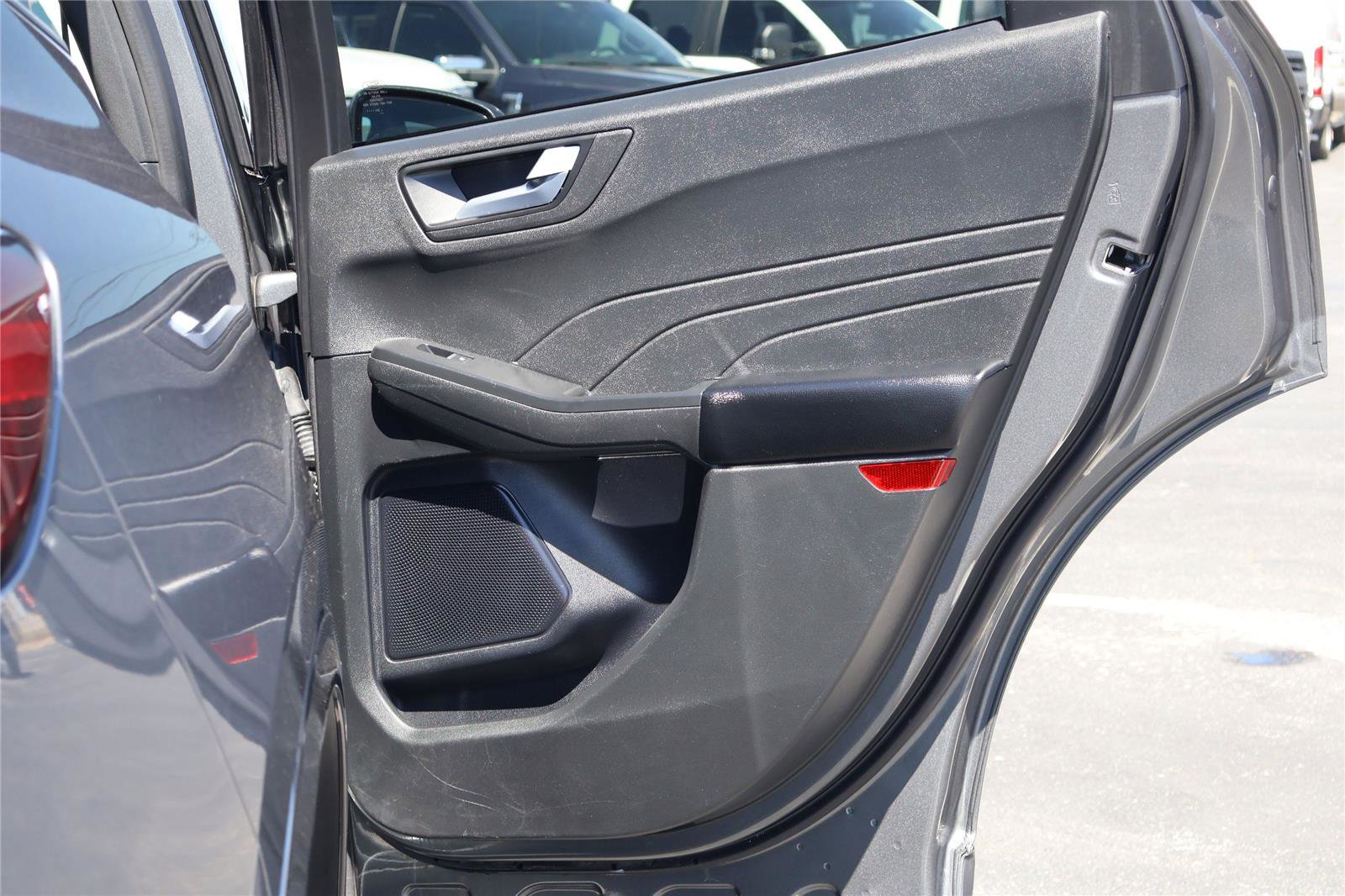 Used 2024 Ford Escape ST-Line w/ Equipment Group 301A image 31