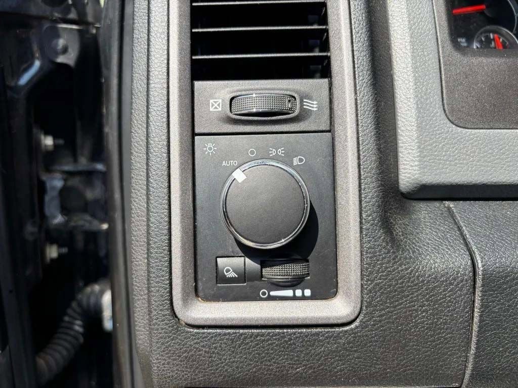 Used 2018 RAM 2500 Tradesman w/ Popular Equipment Group AWD/4WD image 12