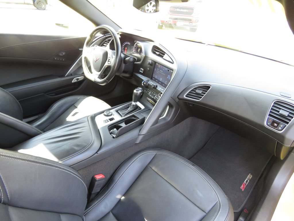 Used 2016 Chevrolet Corvette Z06 w/ 2LZ Preferred Equipment Group RWD image 14