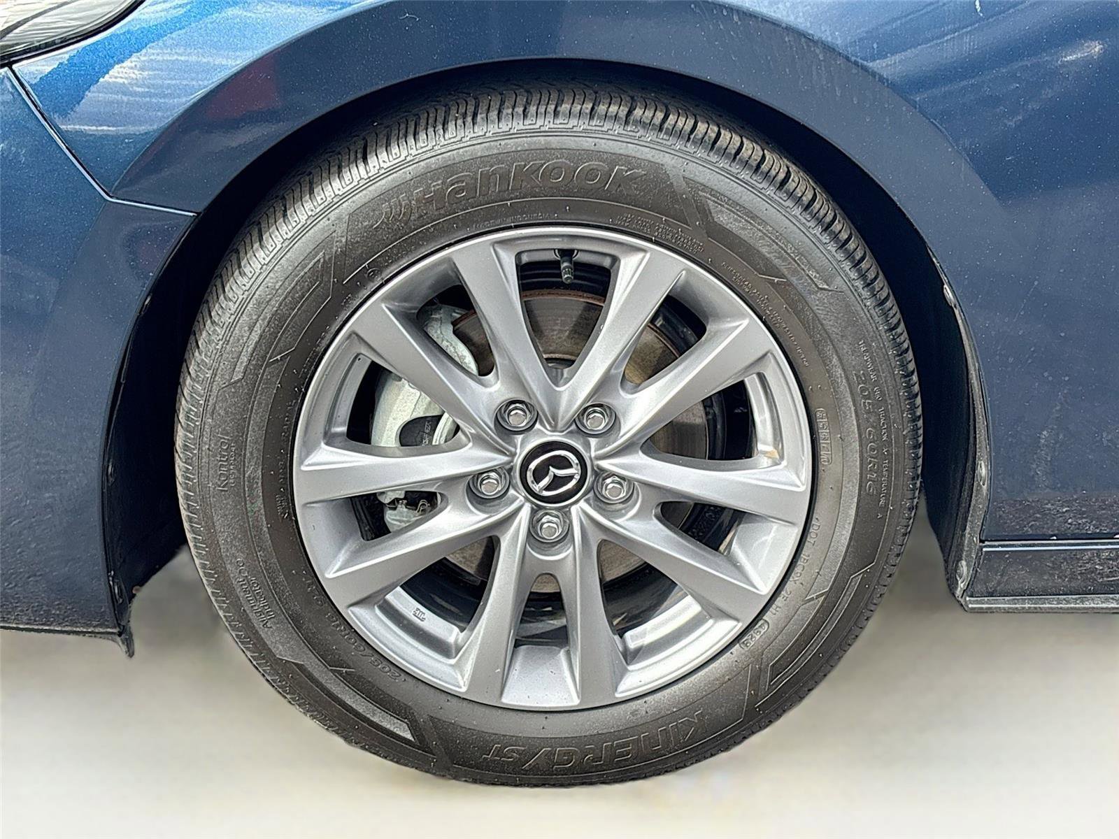 Used 2021 MAZDA MAZDA3 s image 31