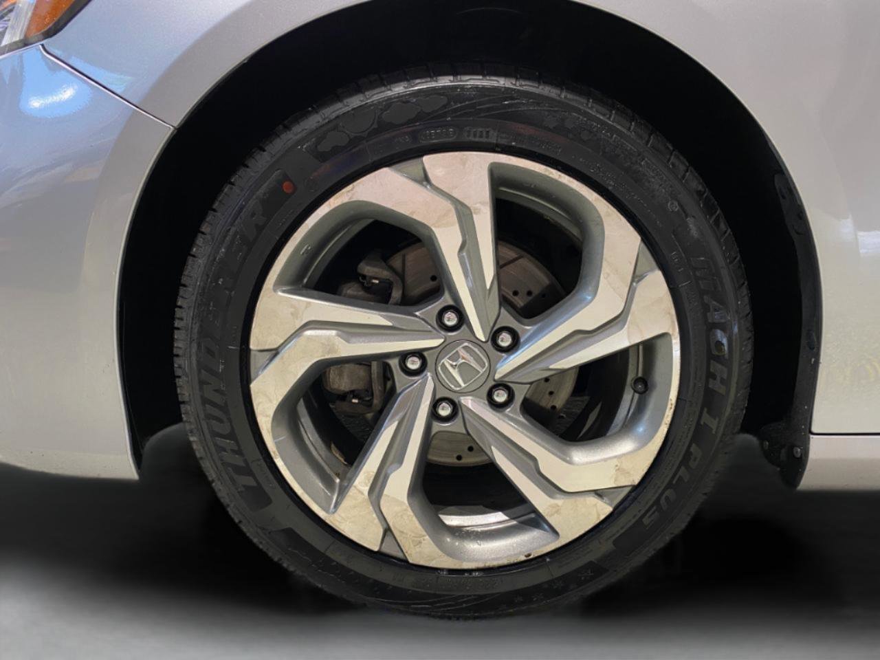 Used 2018 Honda Accord EX-L image 24