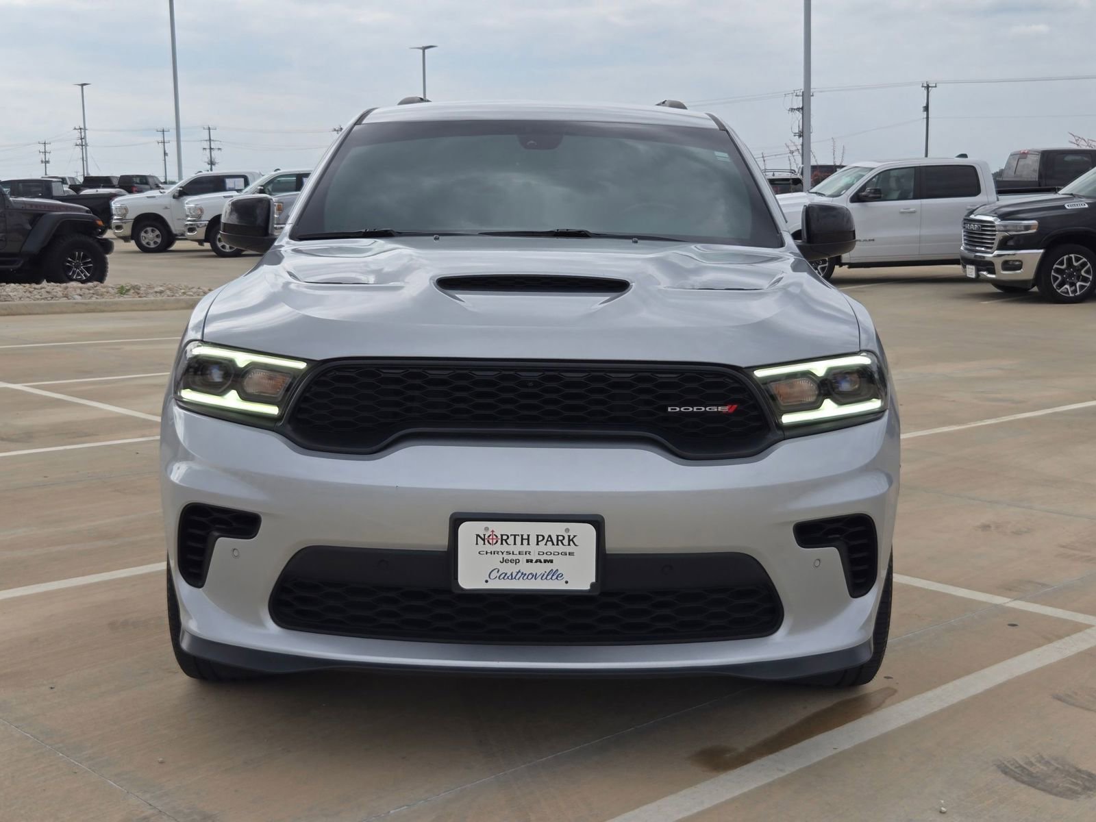 Used 2023 Dodge Durango R/T w/ Blacktop Package RWD image 8