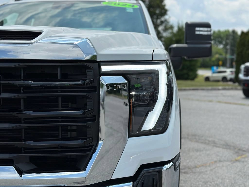 Used 2024 GMC Sierra 2500 Pro w/ 1SA Pro Safety Plus Package AWD/4WD image 36