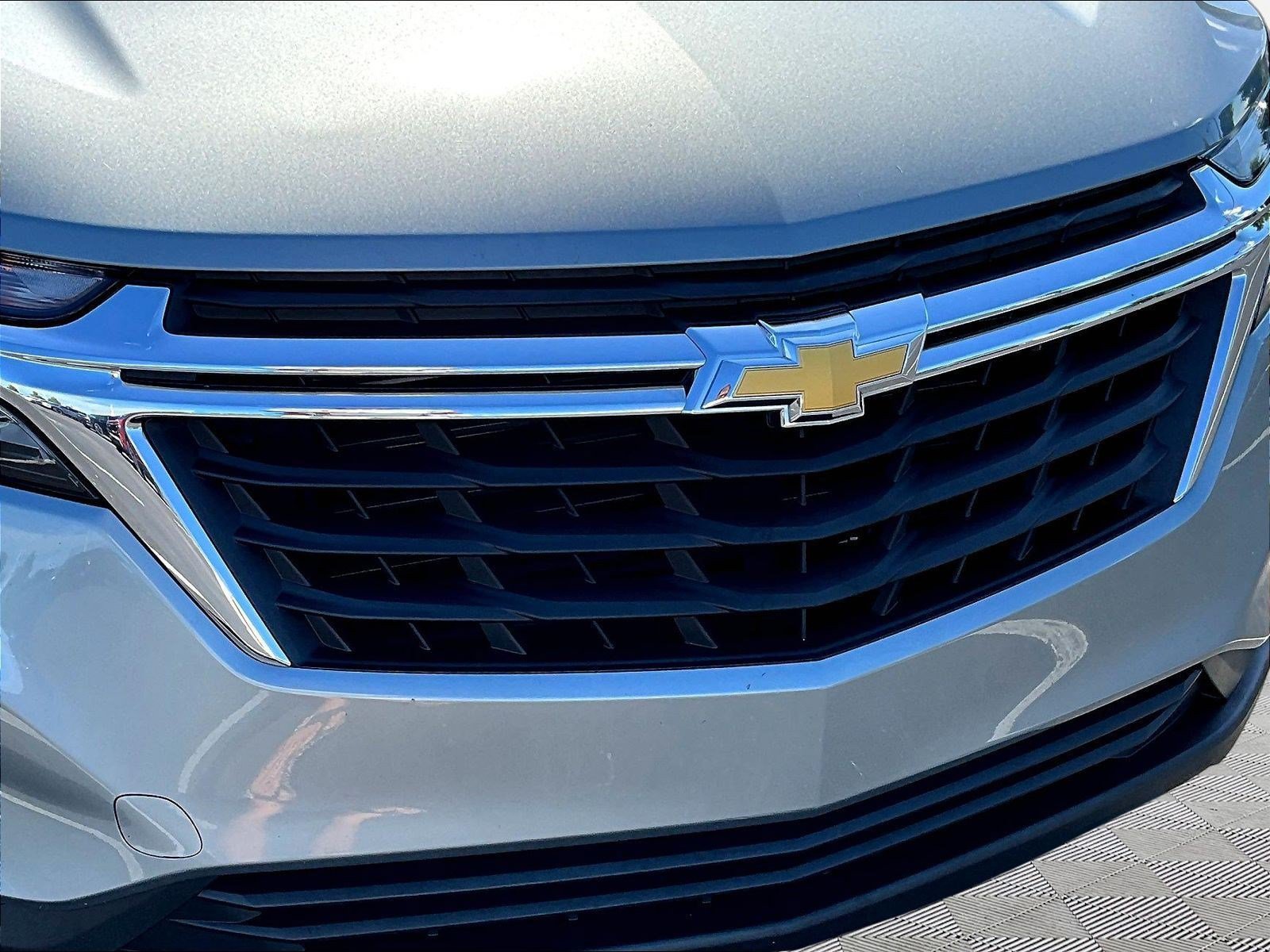 Used 2024 Chevrolet Equinox LS FWD image 33