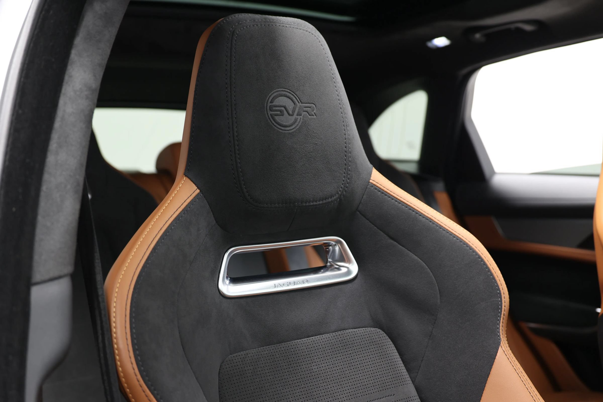 Used 2022 Jaguar F-PACE SVR AWD/4WD image 87