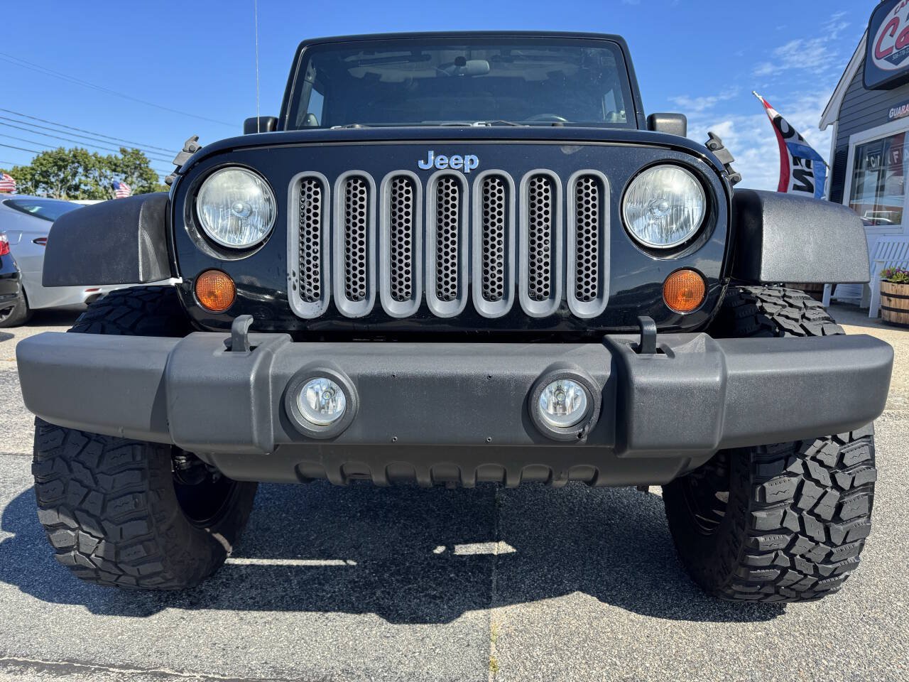 Used 2012 Jeep Wrangler Unlimited Sport AWD/4WD image 2