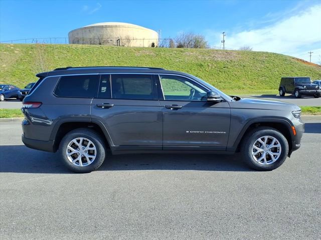 Used 2021 Jeep Grand Cherokee L Limited AWD/4WD image 3