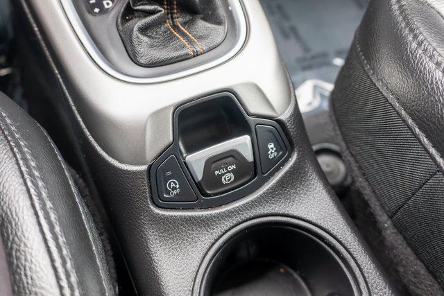Used 2019 Jeep Compass Latitude AWD/4WD image 28