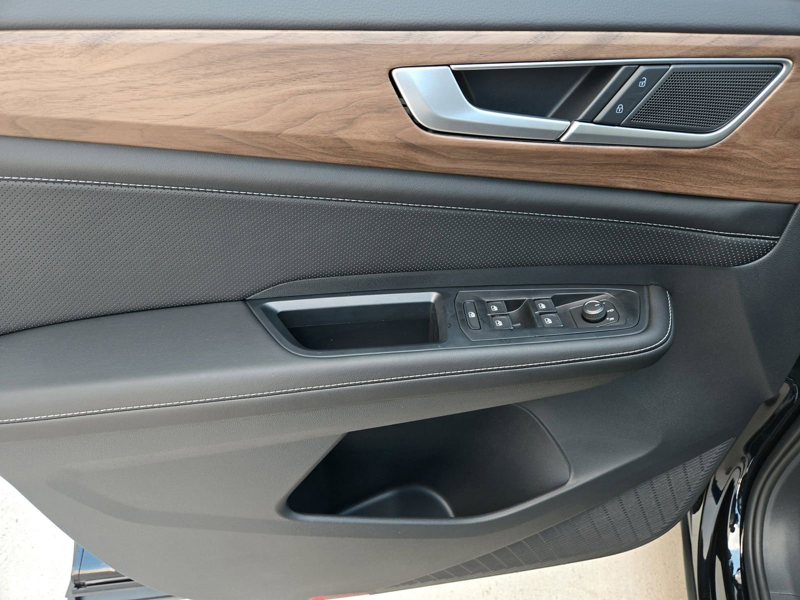 New 2026 Volkswagen Atlas SE image 20