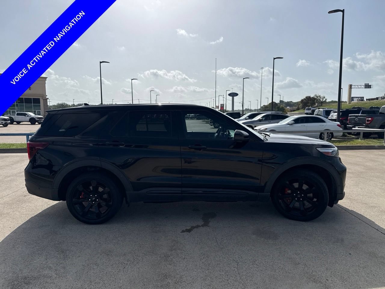 Used 2021 Ford Explorer ST w/ Equipment Group 401A AWD/4WD image 18