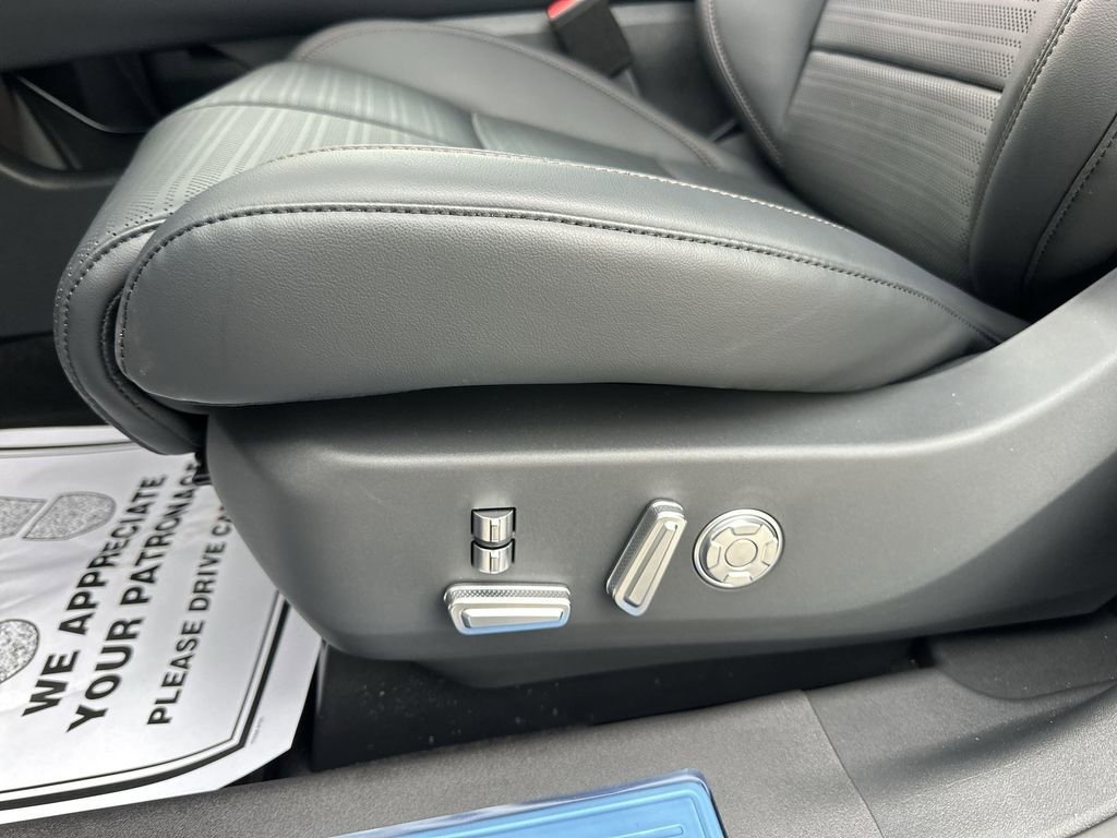 New 2026 Lincoln Nautilus Reserve image 12