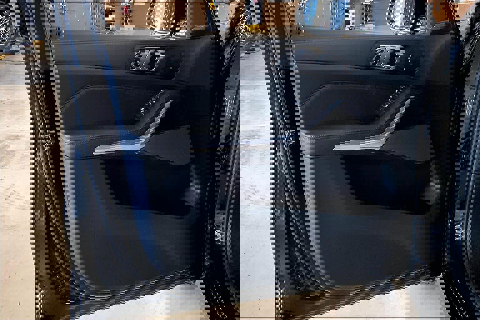 New 2026 BMW X5 xDrive40i w/ M Sport Package image 10