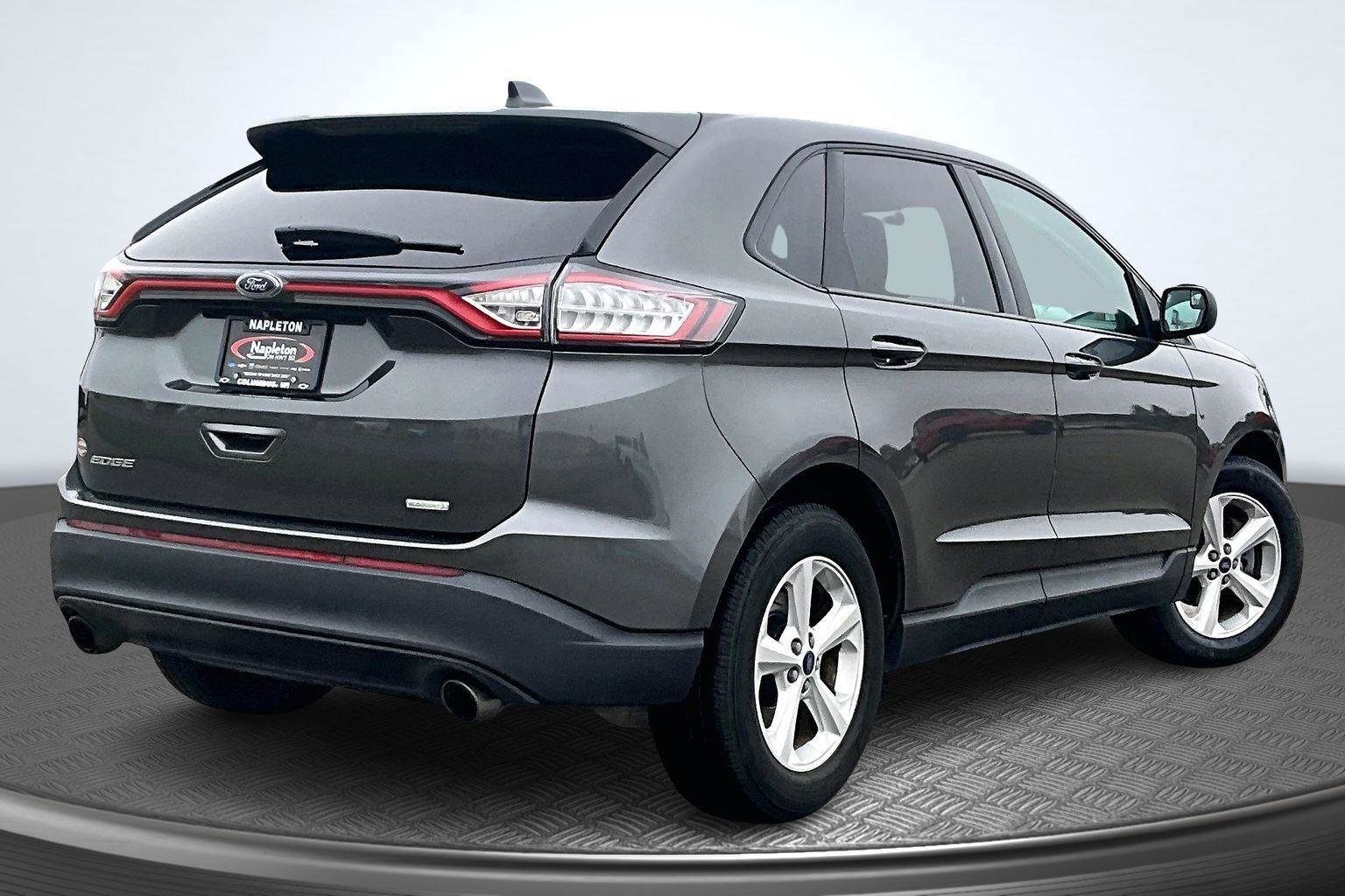 Used 2015 Ford Edge SE image 2