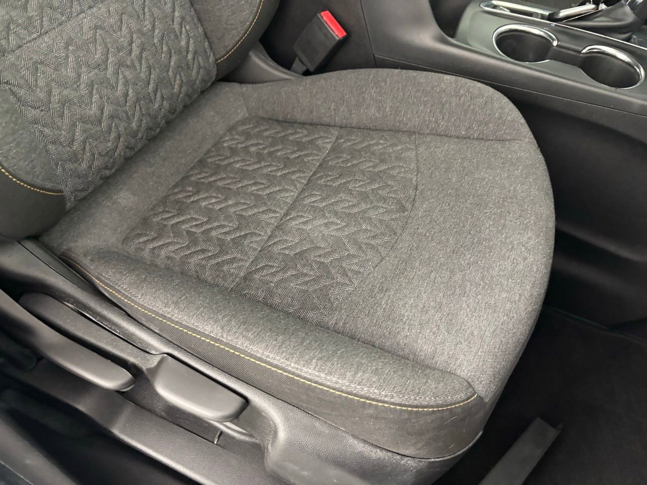 Used 2022 Chevrolet Equinox LT image 26