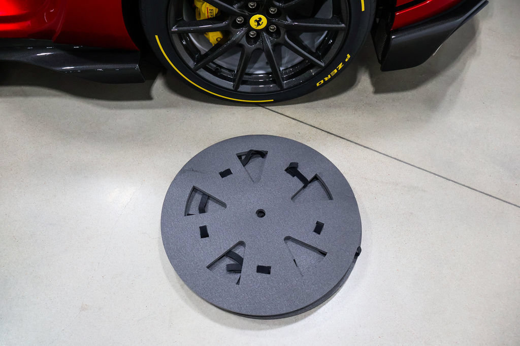 Used 2024 Ferrari 812 Competizione RWD image 64