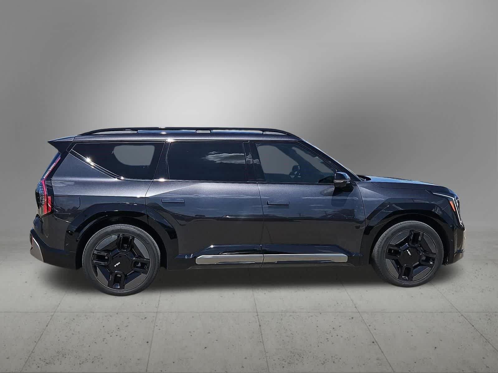 Certified 2024 Kia EV9 GT-Line AWD/4WD image 7