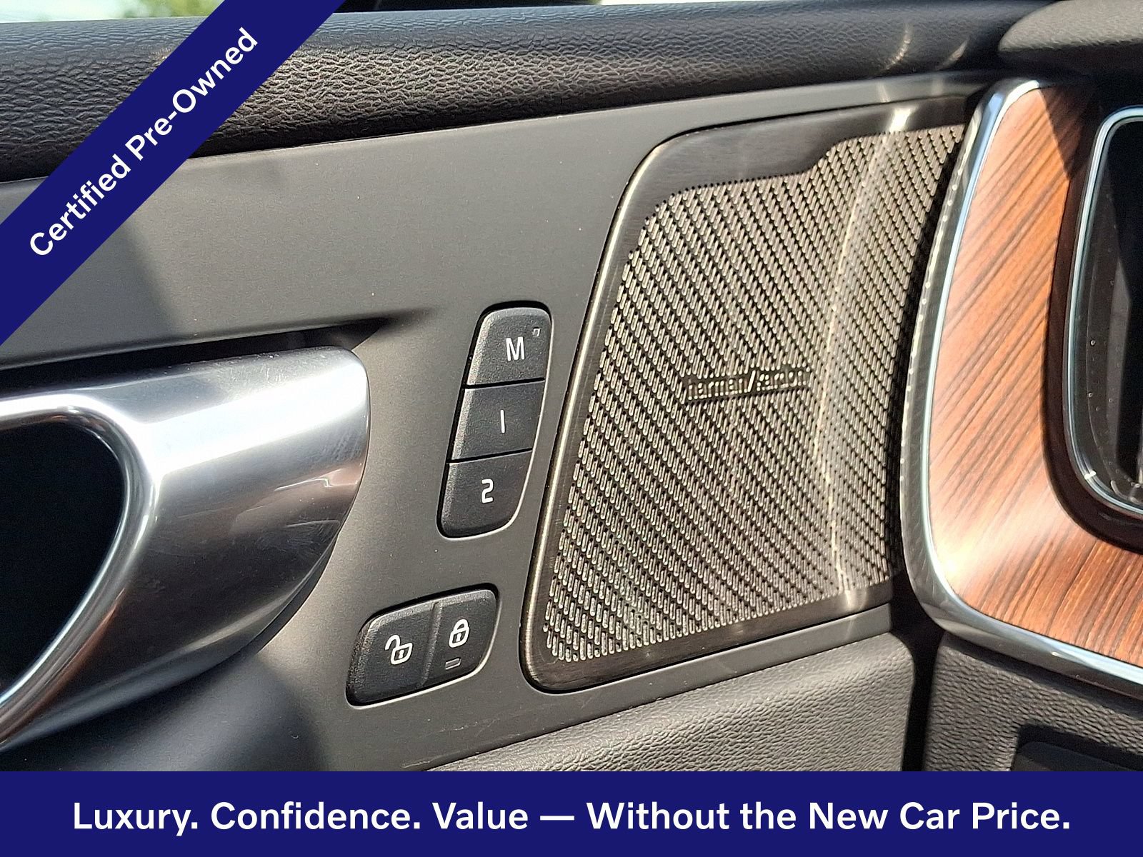 Certified 2024 Volvo XC60 B5 Plus w/ Protection Package Premier AWD/4WD image 24