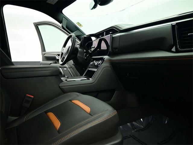 Used 2024 GMC Sierra 3500 AT4 w/ AT4 Premium Plus Package image 36