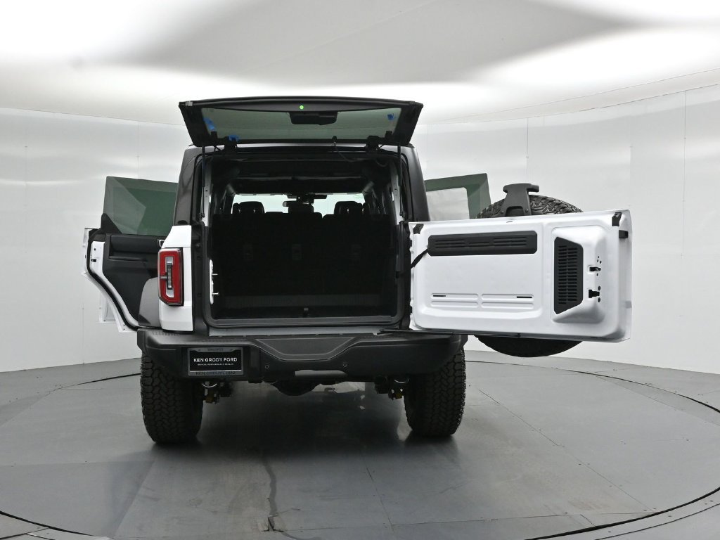 New 2026 Ford Bronco Badlands AWD/4WD image 29