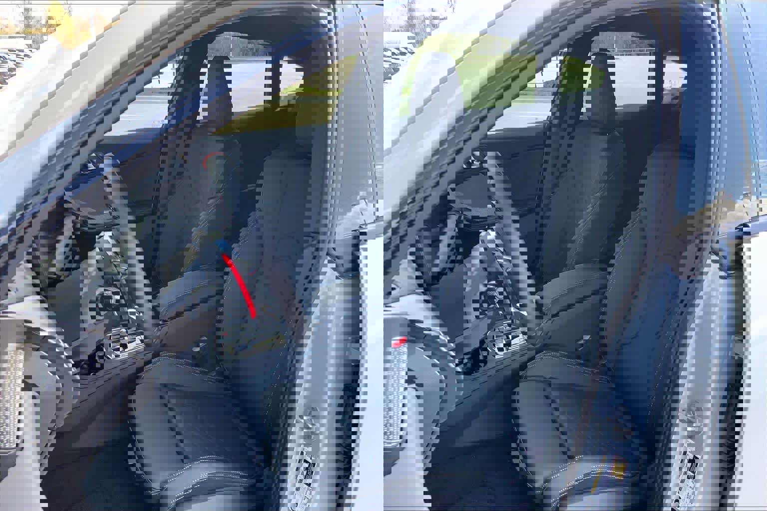 Used 2026 BMW M235i xDrive w/ Technology Package image 9