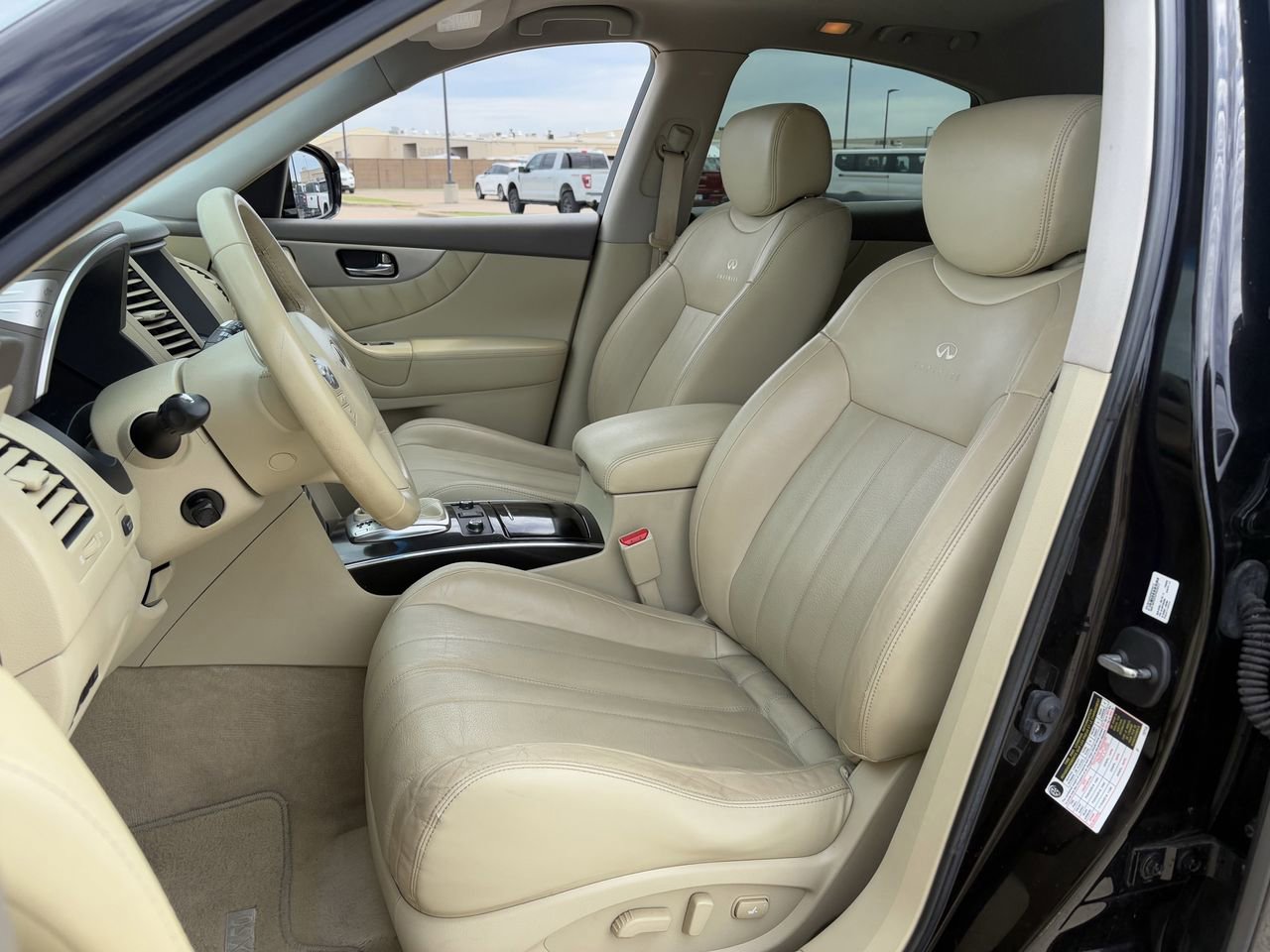 Used 2013 INFINITI FX37 AWD w/ Premium Pkg image 25