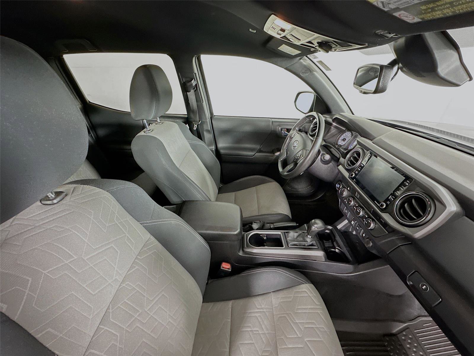 Certified 2023 Toyota Tacoma TRD Off-Road image 26