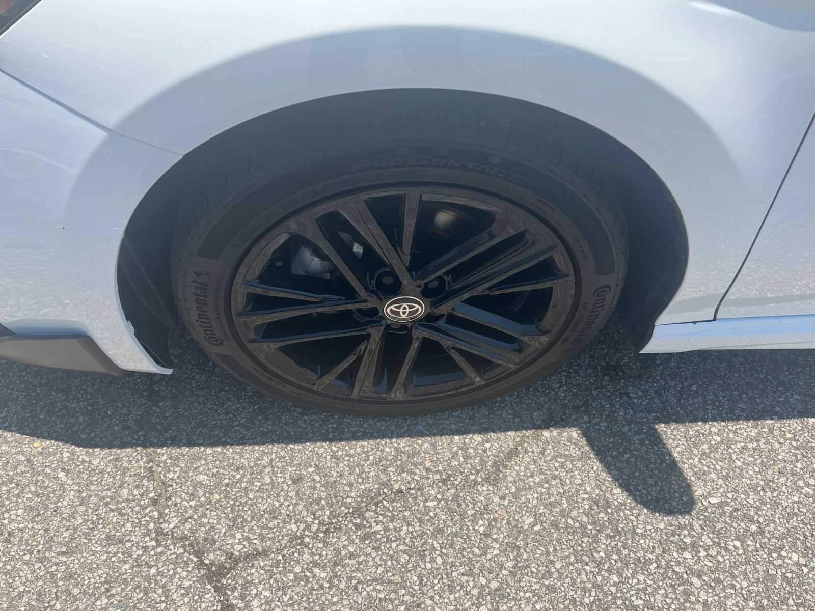 Used 2025 Toyota Camry SE FWD image 30